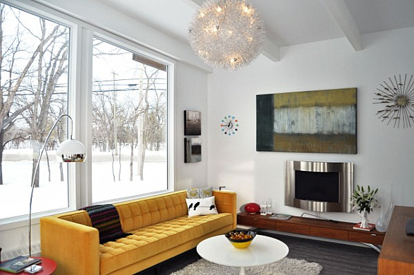 Sunroom with Mid-Century modern style