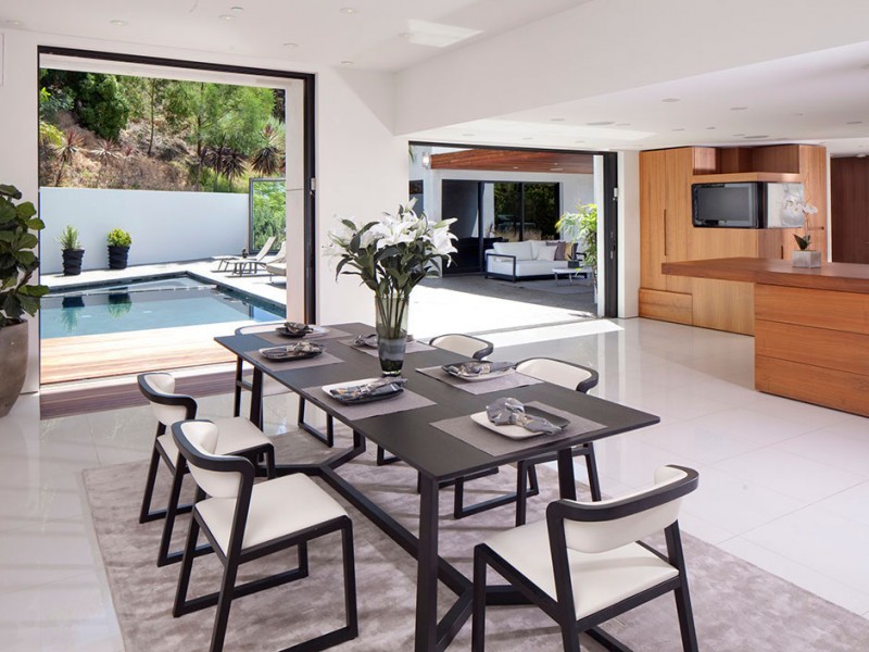 black and white dining table and chairs