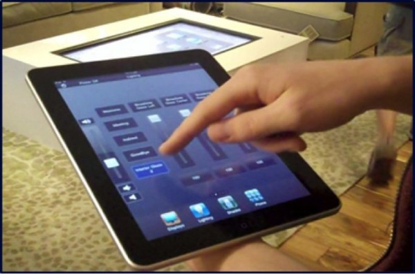 9-Controller-iPad