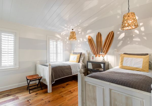 Attic bedroom with a hint of gold