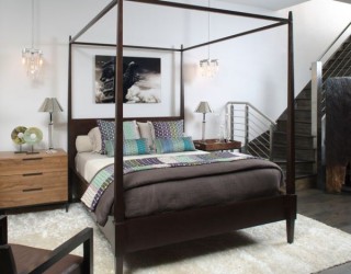 Four Poster Bed: Usher In The Holiday Retreat Vibe!