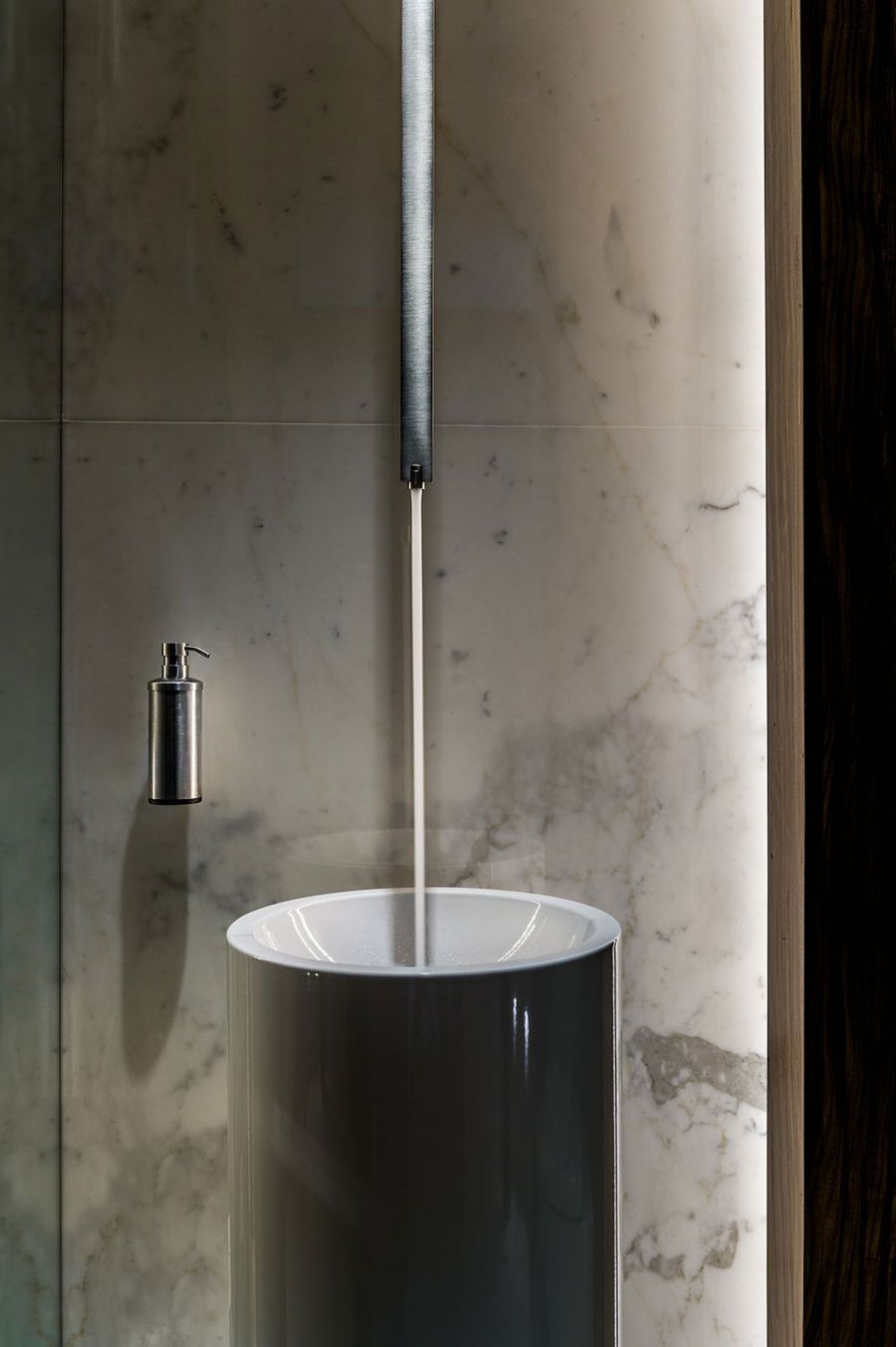 Contemporary bathroom accessories in black and gray