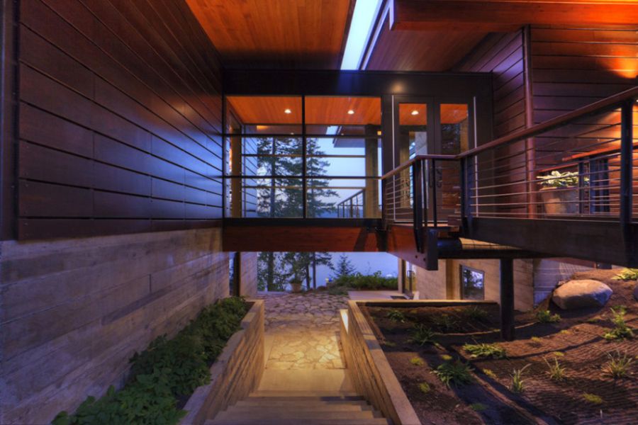 Entrance way at the Coeur D’Alene Lake Cabin