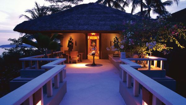 Entranceway to the private suite at Amankila