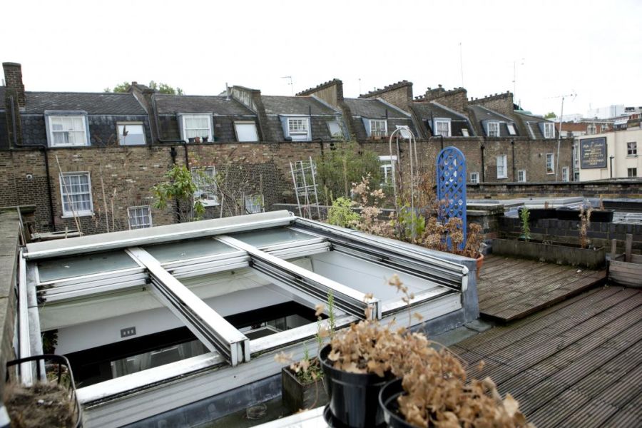 Glass rooftop of London home