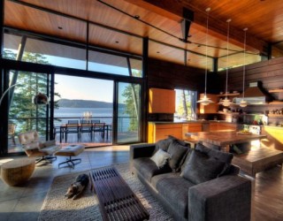 Elegant Coeur D’Alene Cabin Blends Lovely Lake Views With Modern Interiors