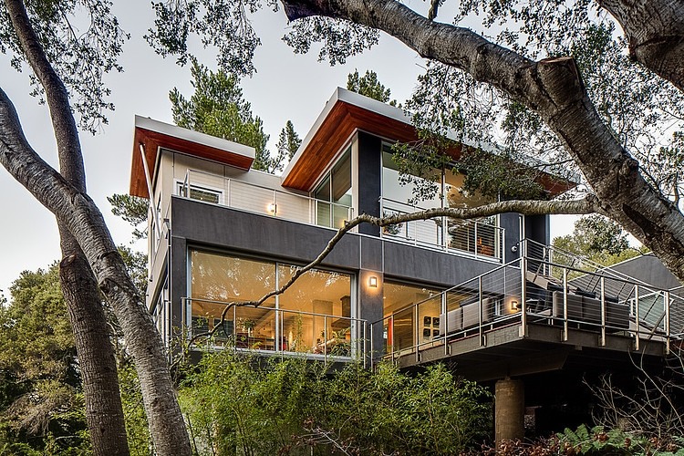 Portola Valley House in California