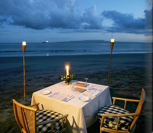 Romantic private dinner at the beach in Bali