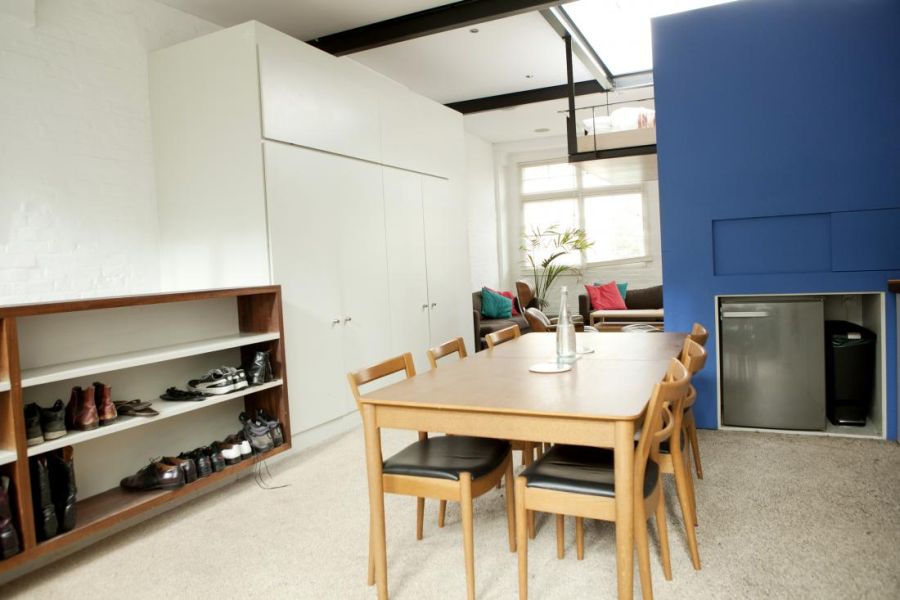 Smart storage space and shoe stand in the dining area