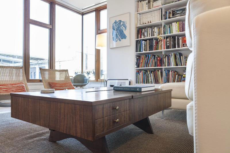 Wooden coffe table with shelves