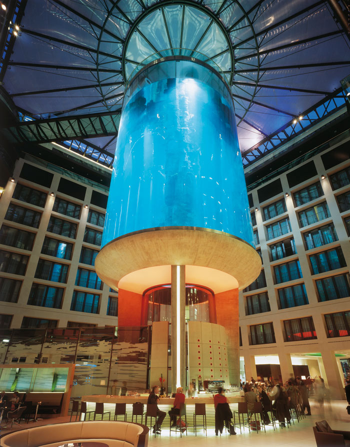 aquadom01