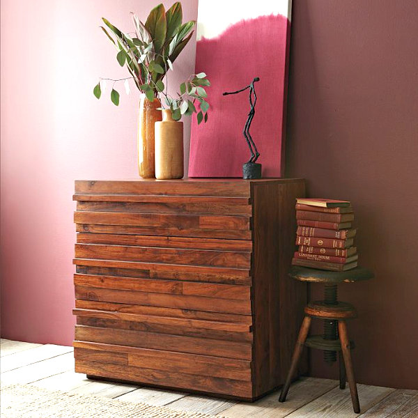 3-drawer dresser of reclaimed wood