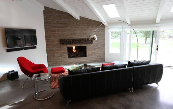 Arco floor lamp and the Womb chair give the Eileen Gray side table perfect company!