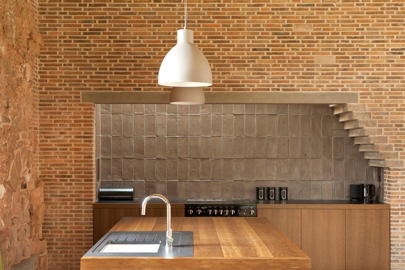 Beautfiful wooden kitchen island