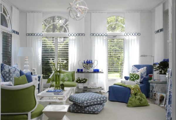 Beautiful family room uses accent colors to perfection