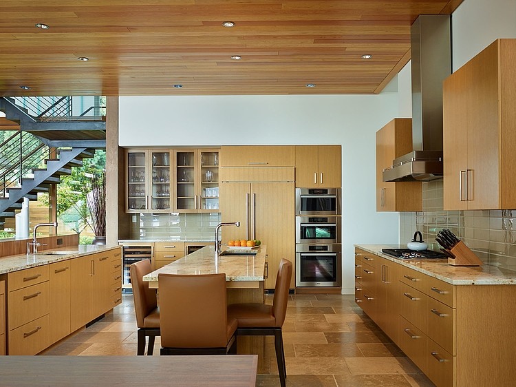 Beautiful modern kitchen with dining space