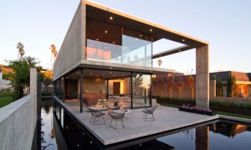 Luxurious California Residence Blurs Boundaries Of Conventional Design
