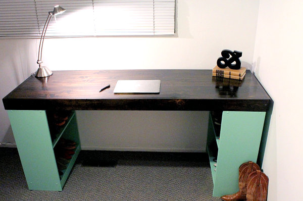 DIY desk with bookshelf legs