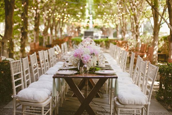 Dallas garden wedding table