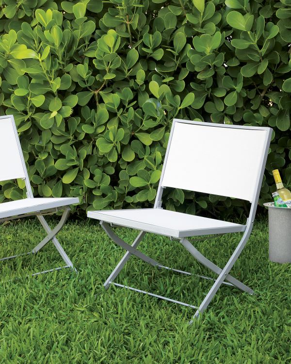 Folding garden chair