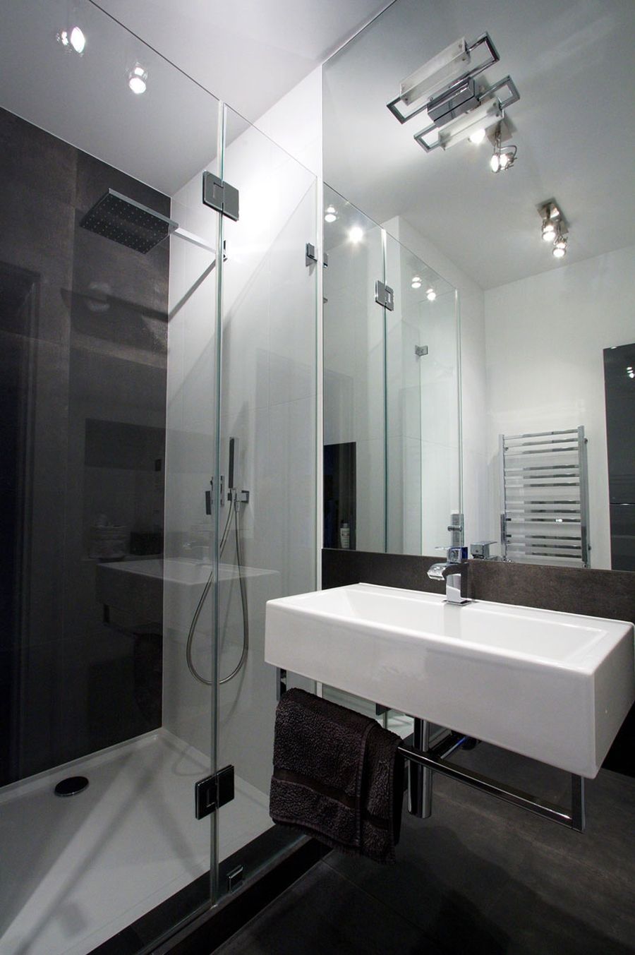 Glass shower enclosure in the bathroom