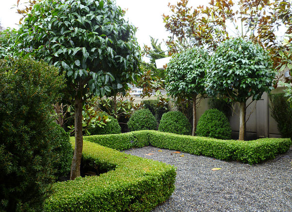 Gravel in a modern outdoor space