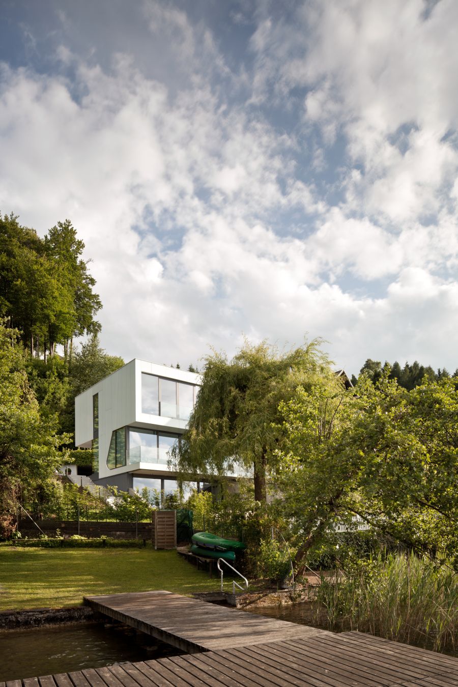 Greenery surrounding the Lakehouse