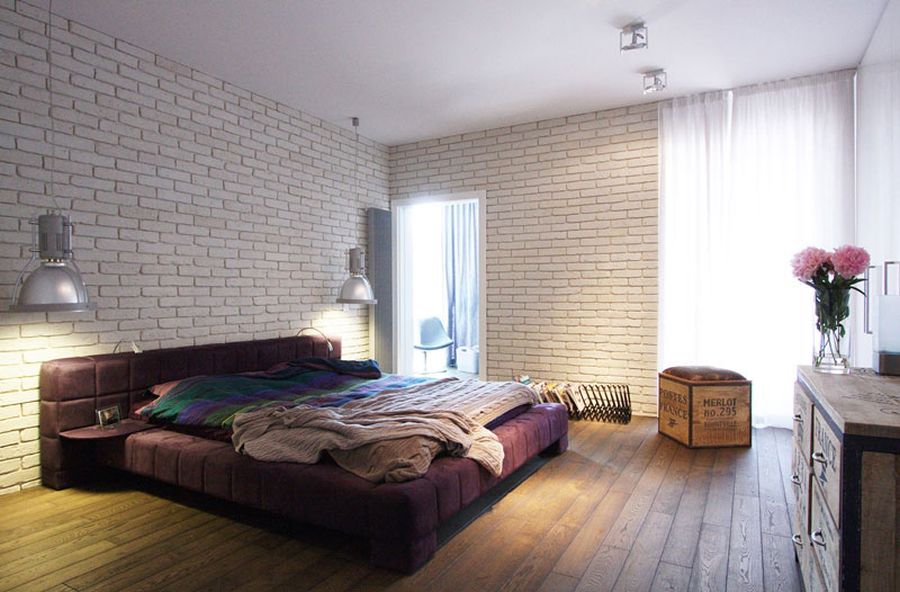 Industrial styled pendant lighting in the bedroom