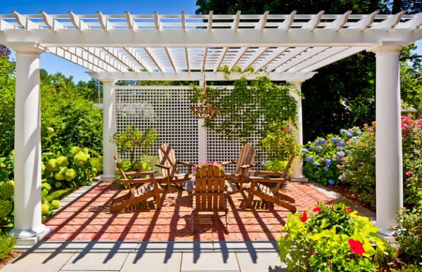 Picture-perfect pergola offers ample privacy - You might never want to leave this one!