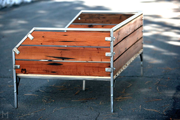 Reclaimed daybed