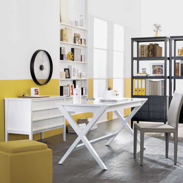 Spacious home office in white and yellow with the Spotlight desk