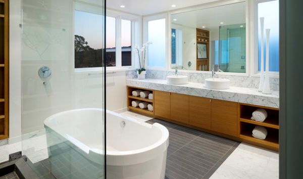 Stylishly placed rolled towels in the contemporary bathroom