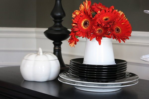 Chic Halloween decor