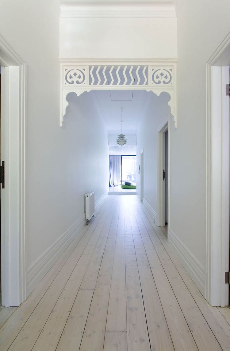 Corridor in white