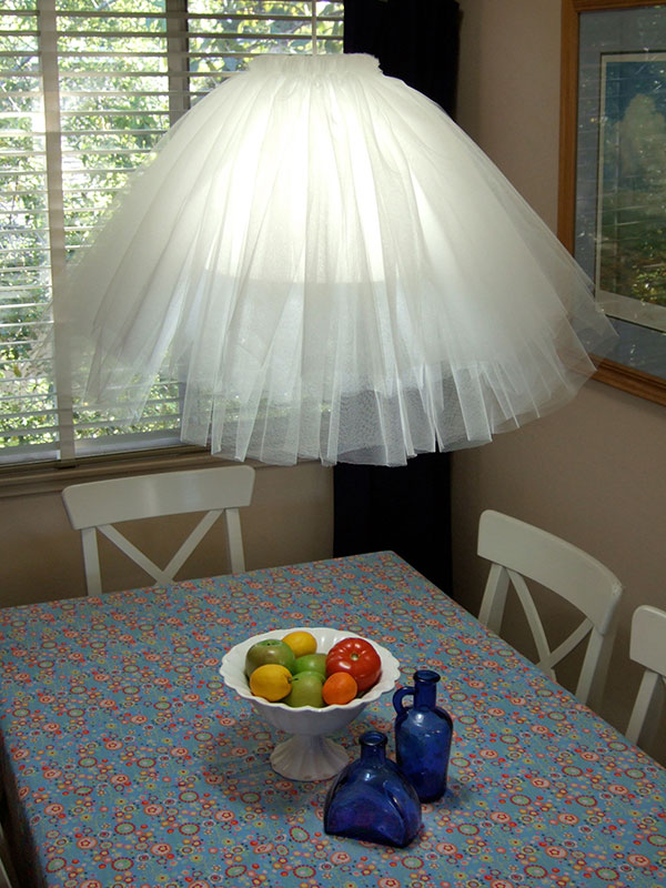 DIY Tulle pendant Lamp