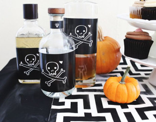 19 Homemade Halloween Decorations for a Festive Celebration