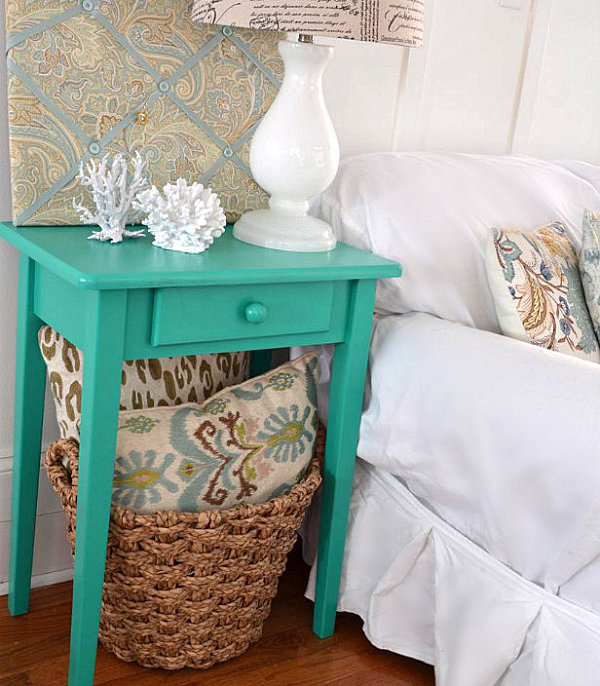 Emerald green end table makeover