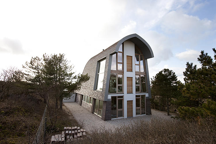 Exclusive facade of the Dune House