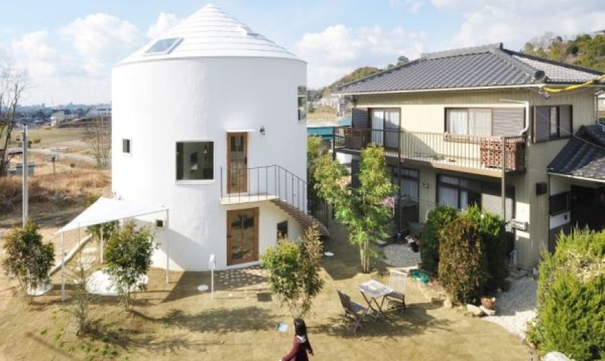 Cylindrical Japanese House Gives Classic Design A Contemporary Twist!