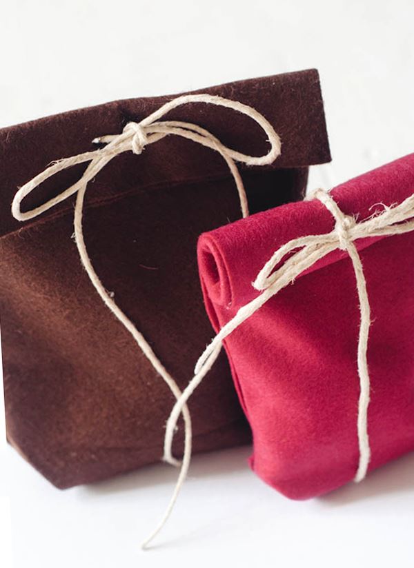 Felt favor bags