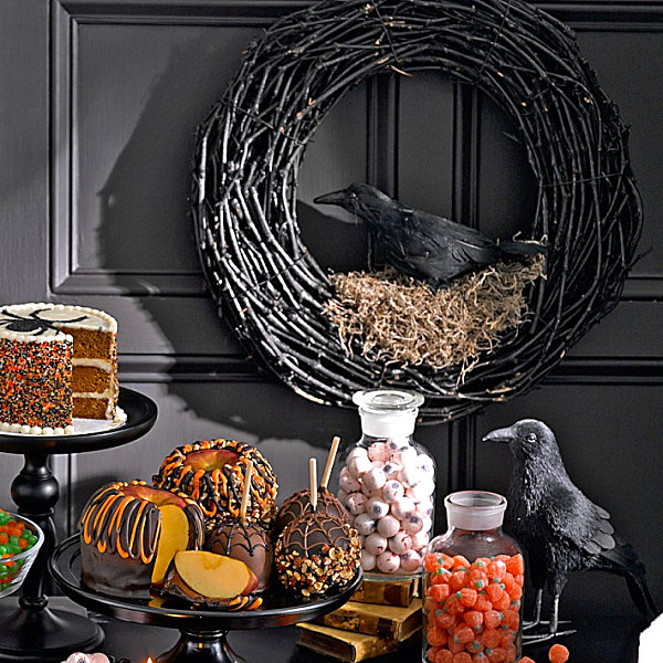 Halloween crow wreath