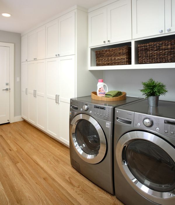 Open cupboards allow you to add additional storage options