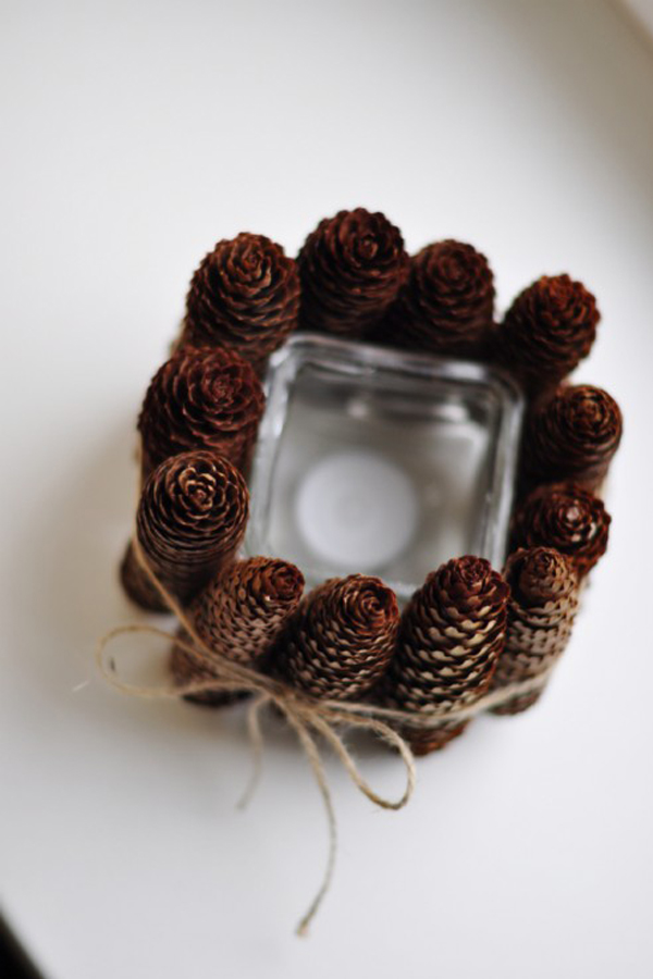 Pine cone lined candle holder DIY