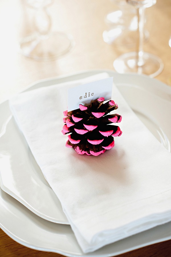 Pine cone place card holder