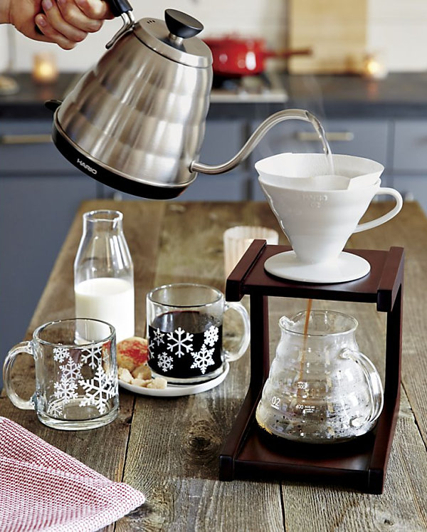 Snowflake glass mugs