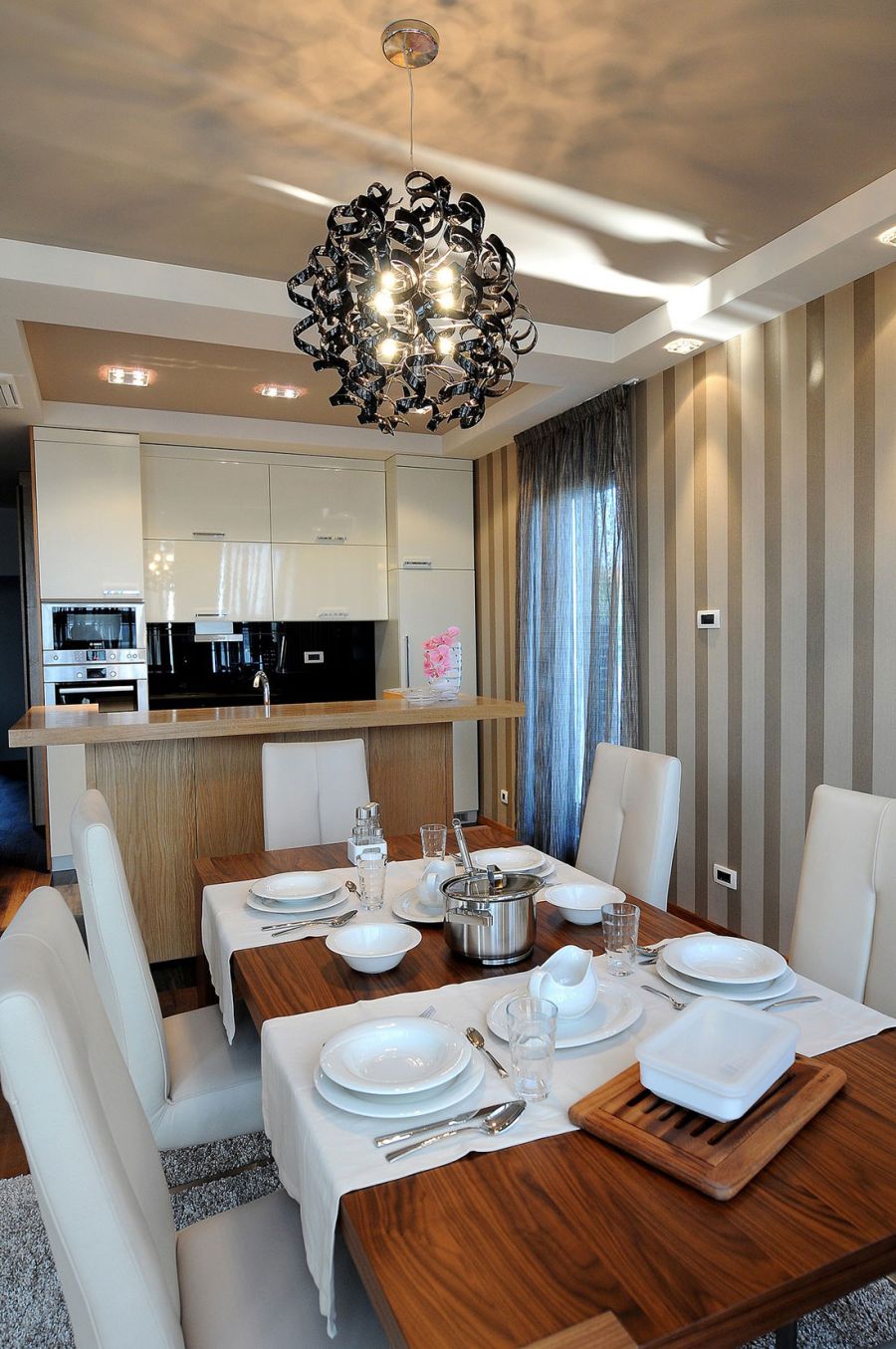 Spacious dining area in the Belgrade penthouse