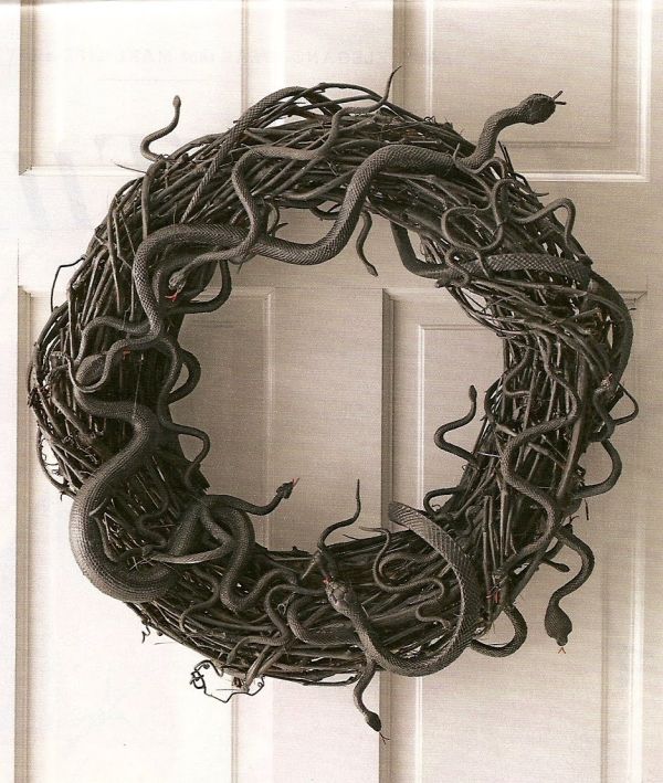 Spooky Halloween Snake Wreath DIY