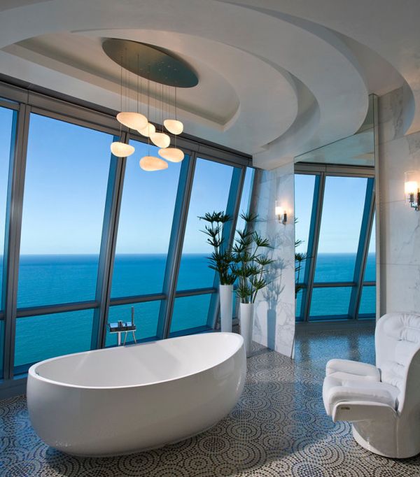 Stunning penthouse bath!