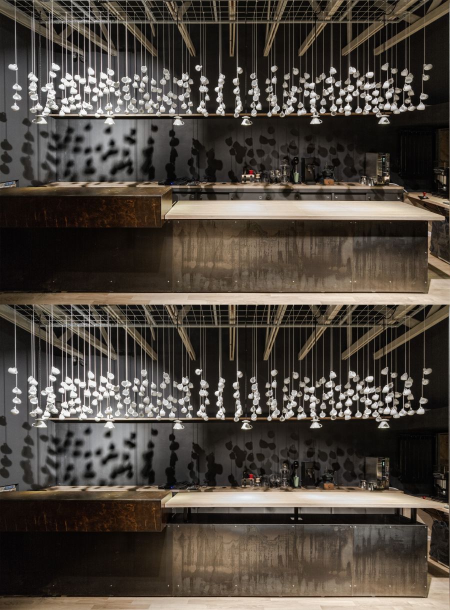 Stylish Cantilevered bar at work at the Origo