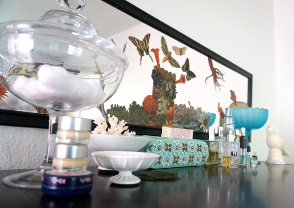 Vanity decor and perfume